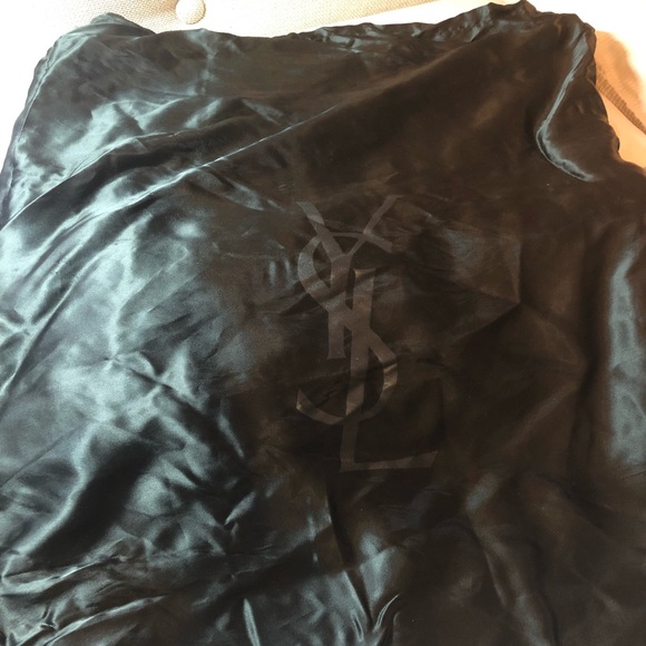 Yves Saint Laurent XL Patent Leather Muse Bag - Picture 7 of 9